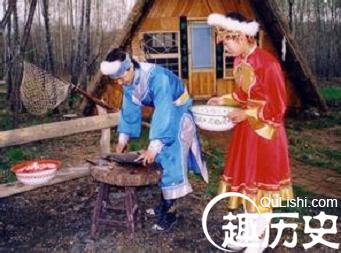 赫哲族服饰 赫哲族服饰究竟有多美