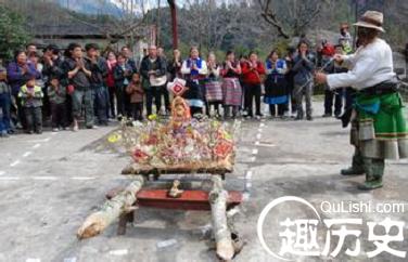 怒族原始宗教的内容和特点是啥