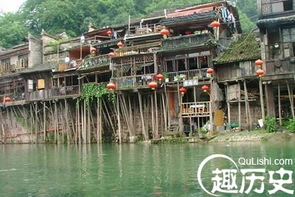 布依族建筑  布依族建筑为什么多为依山傍水