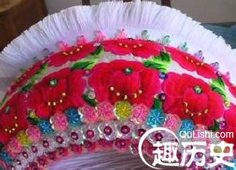 白族服饰文化 白族姑娘的头饰有啥特点