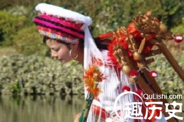 为什么说白族与花有着很深厚的情谊