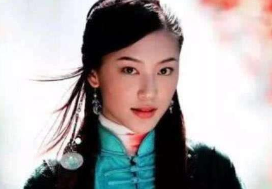 韦小宝在扬州除了遇到阿珂和苏荃，还有谁？