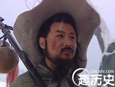 林冲是如何被逼上梁山的？他性格特点是什么