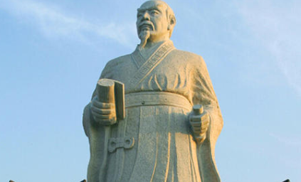 成语&ldquo;惴惴不安&rdquo;是由哪个历史人物引申出来的？它的原意是什么？