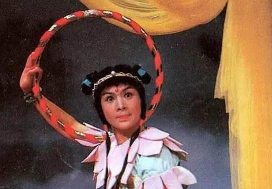 哪吒和孙悟空之前就认识吗？他们的人物性格和经历有什么相似的地方？