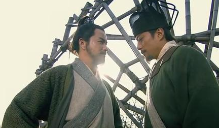 宋江为什么能当上梁山的老大？只因宋江及时看懂了这一点！